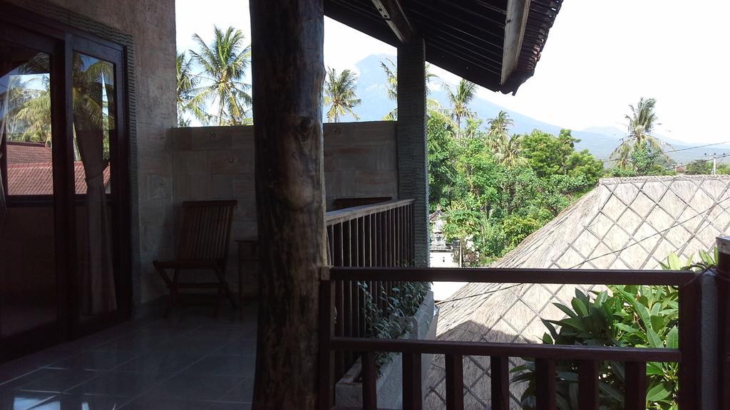 Rumahku Homestay Amed Екстериор снимка