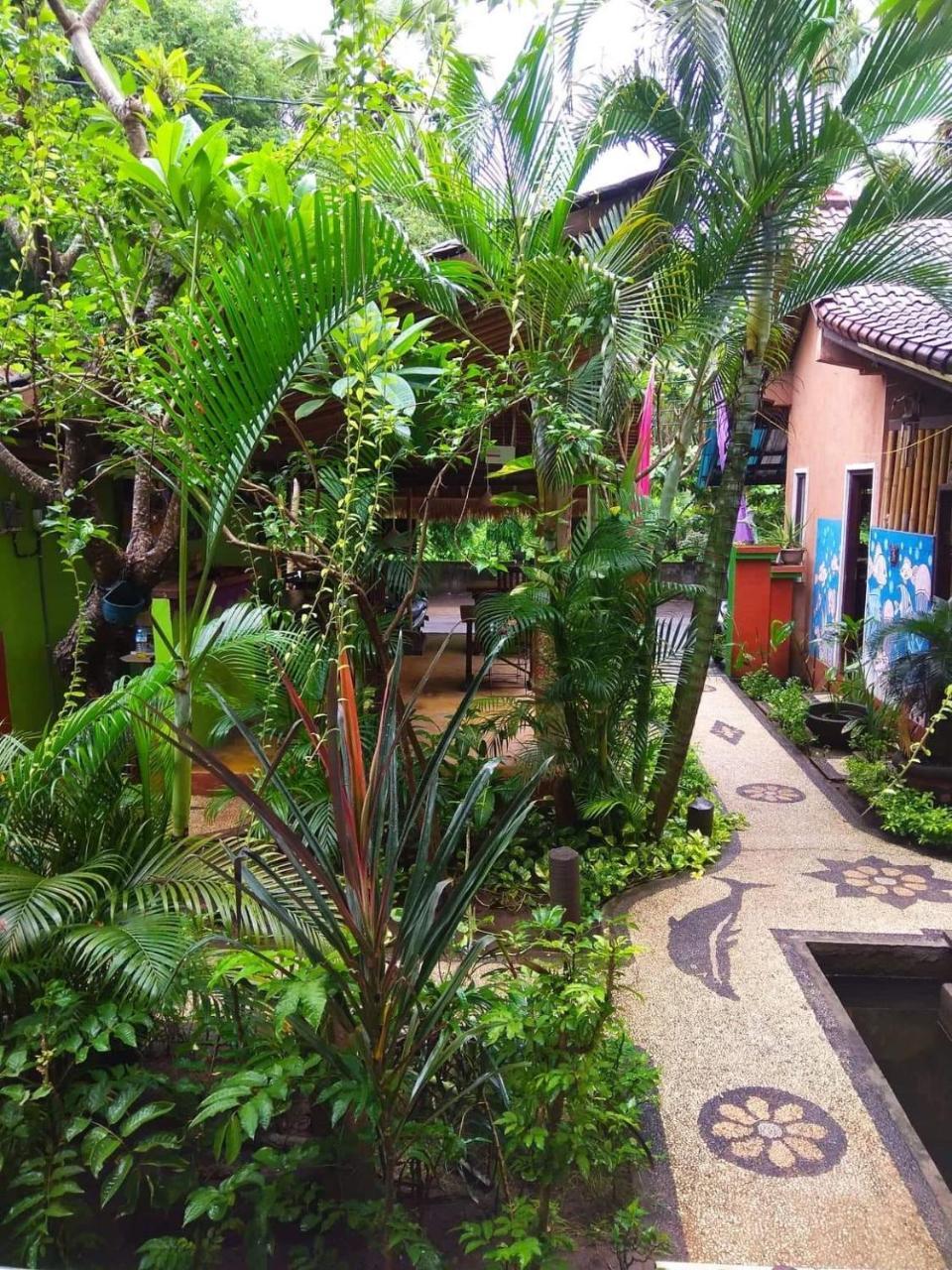 Rumahku Homestay Amed Екстериор снимка